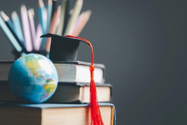 Selain KIP Kuliah, Ini 8 Beasiswa Gratis untuk Mahasiswa Indonesia